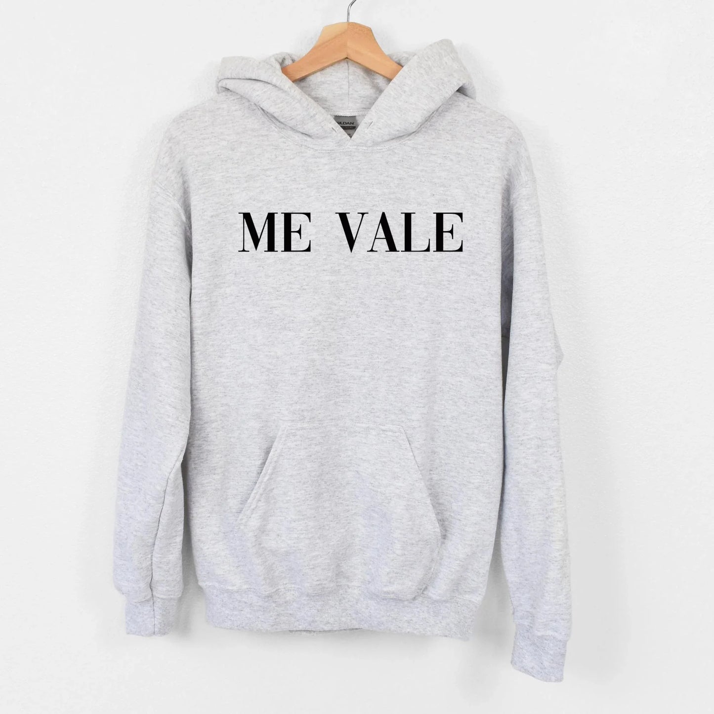 Me Vale Sweatshirt Hoodie – Funny Mexican Saying Latina Hoodie & Crewneck - Zazations
